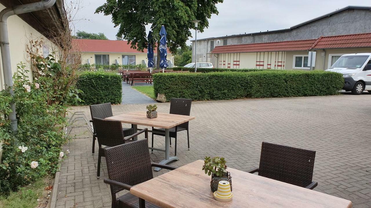 Hotel Stadt Magdeburg Перлеберг Екстериор снимка